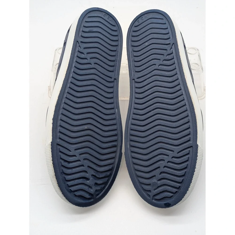 DSG Slip On Water Shoes Youth Size 3.5 Navy Blue Lightweight Casual Shoes